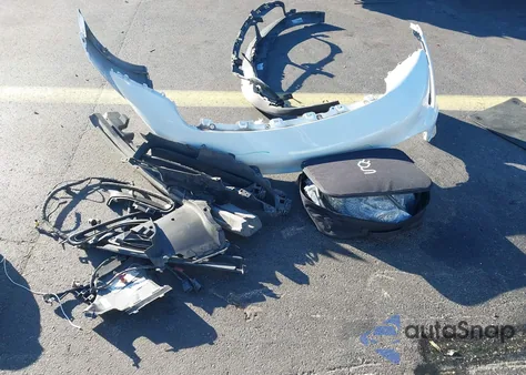 2020 Porsche Taycan 4S z USA, uszkodzony, nr VIN WP0AB2Y15LSA50170